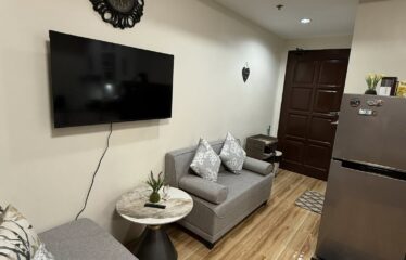 STUDIO Unit with cozy Balcony